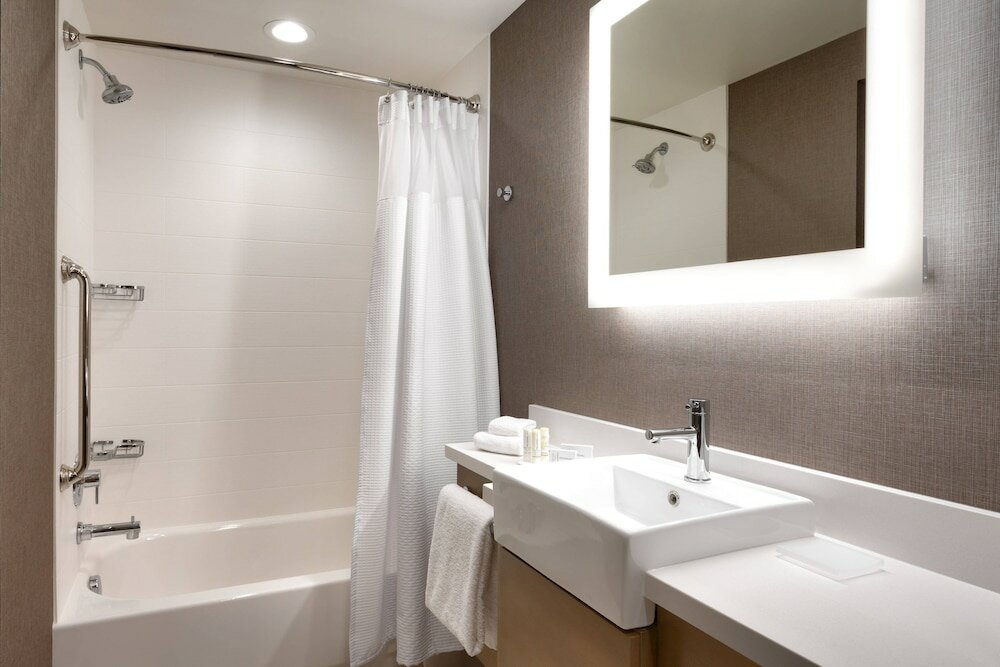 Фото SpringHill Suites by Marriott Salt Lake City-South Jordan
