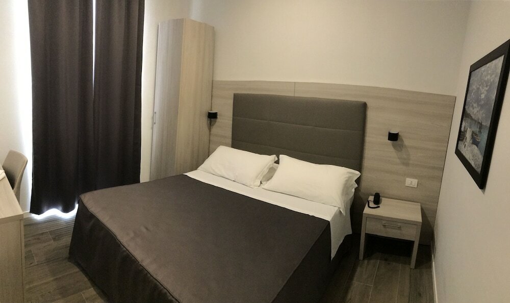 Фото Academy Hotel Fiumicino