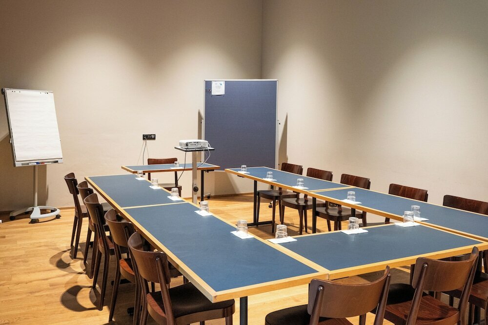Фото Youth Hostel Bern