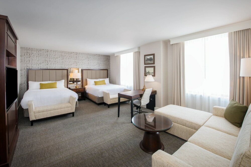 Фото Marriott Syracuse Downtown