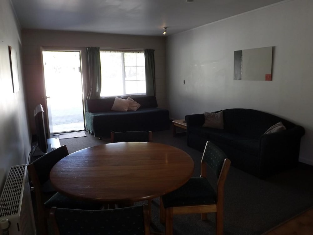 Фото Karaka Tree Motel