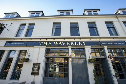 Внешний вид отеля The Waverley Hotel в Калландере, фото 1