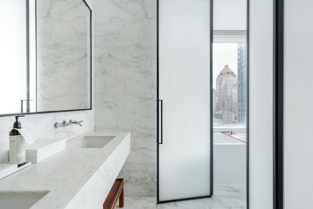 Фото The Shanghai Edition