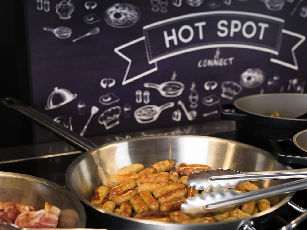 Фото Novotel Goa Candolim Hotel