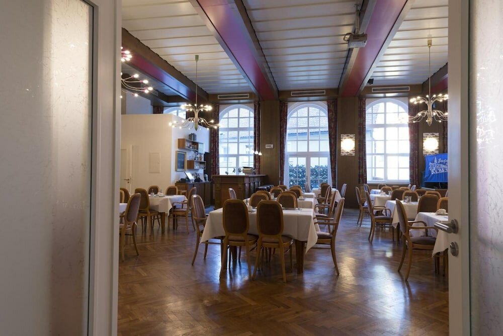 Фото Hotel Gasthof Zum Storch
