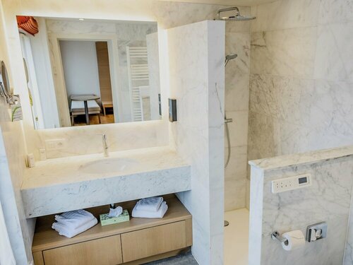Гостиница Hotel Royal Astrid Aalst в Алсте