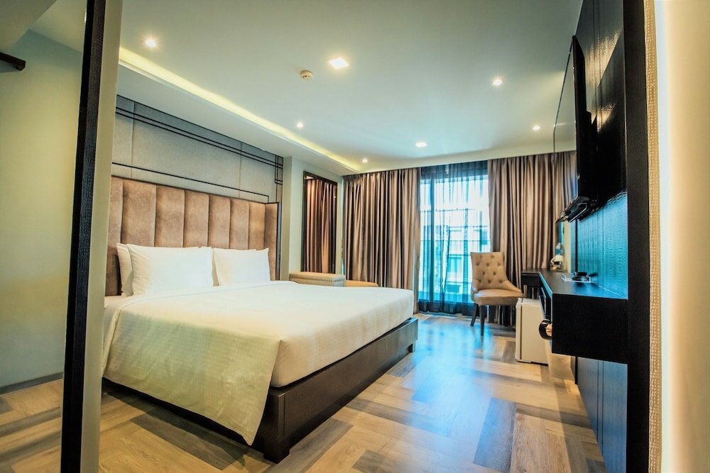 Фото First Pride Hotel