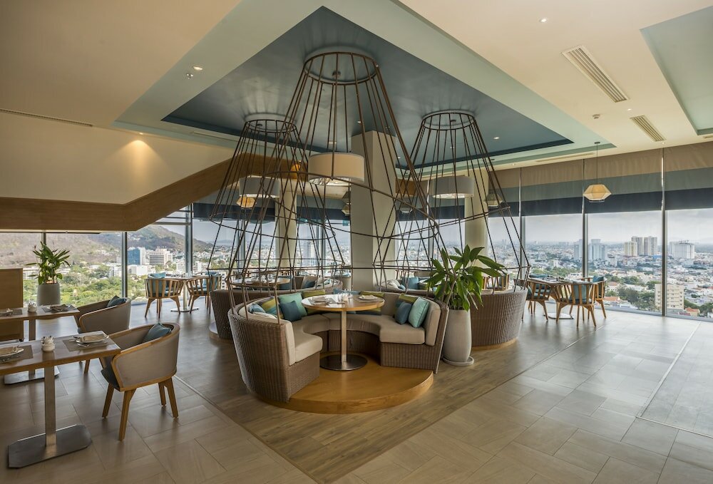 Фото Fusion Suites Vung Tau