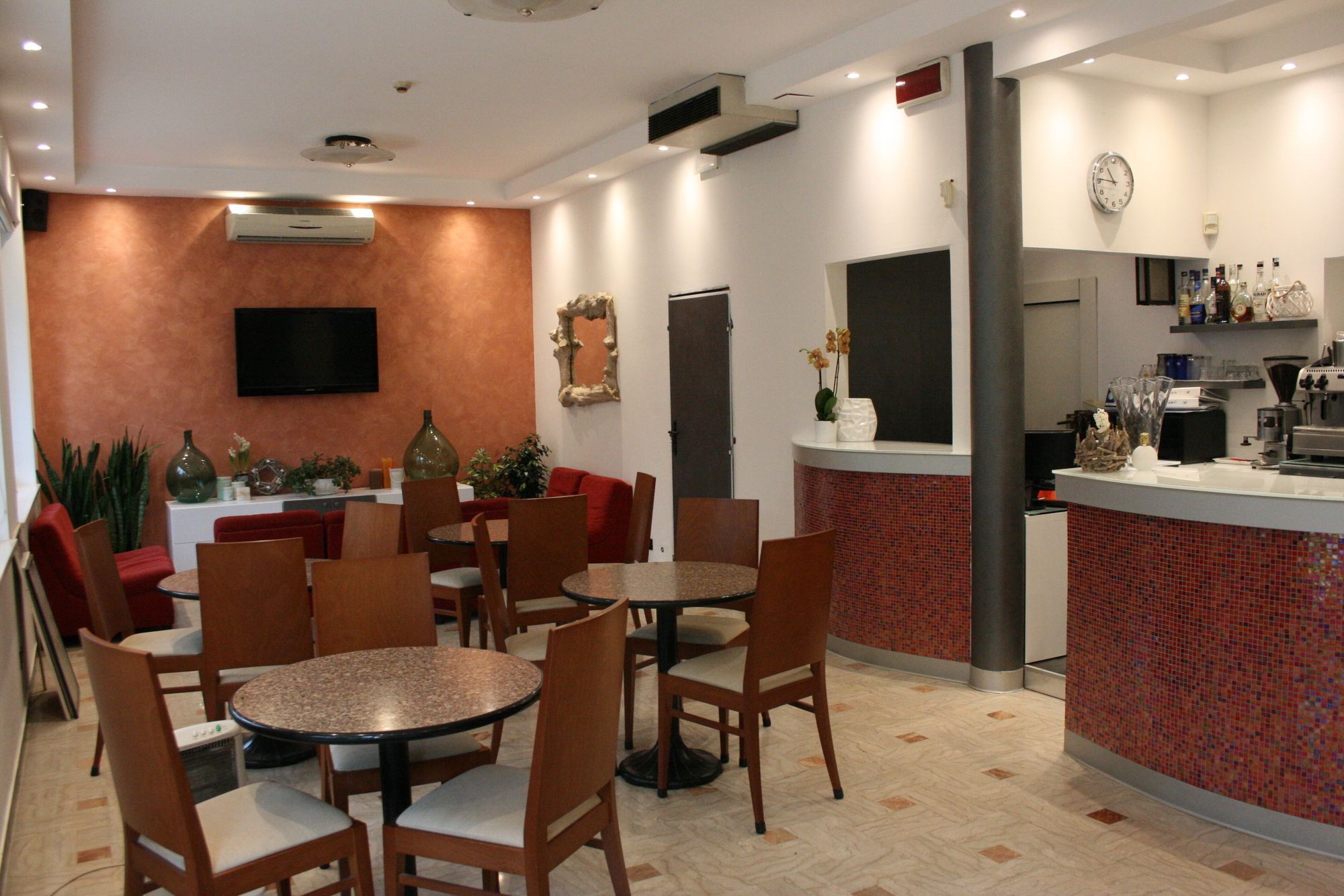 Фото Hotel Ardesia
