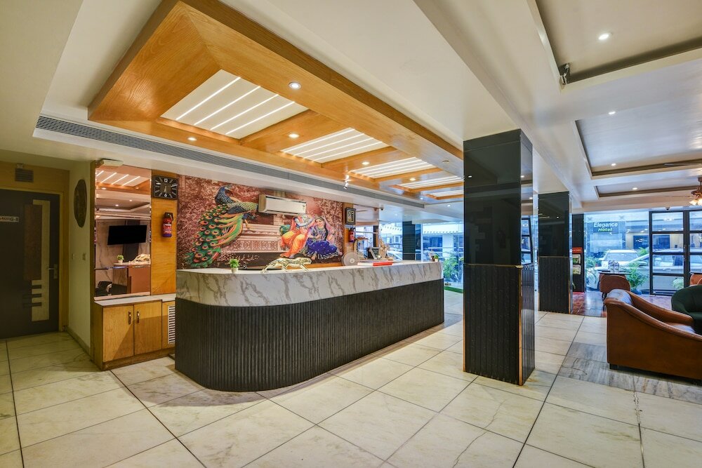 Фото Hotel Krishna Deluxe