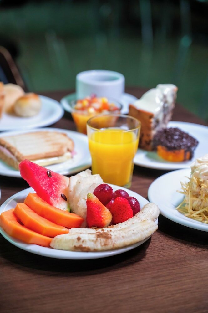 Фото Delcas Hotel