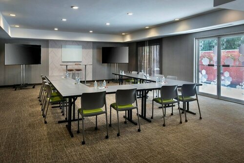 Гостиница SpringHill Suites by Marriott Herndon Reston в Херндоне