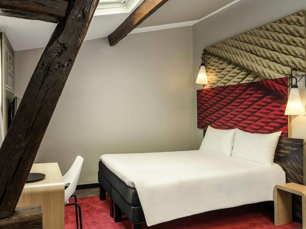 Фото ibis Paris Avenue de la Republique