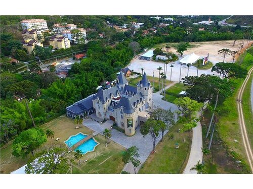 Внешний вид отеля Castelo de Itaipava - Hotel, Eventos e Gastronomia в Петрополисе, фото 3