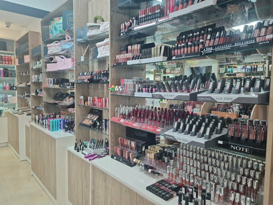 Perfume and cosmetics shop Original Boutique, Yerevan, photo