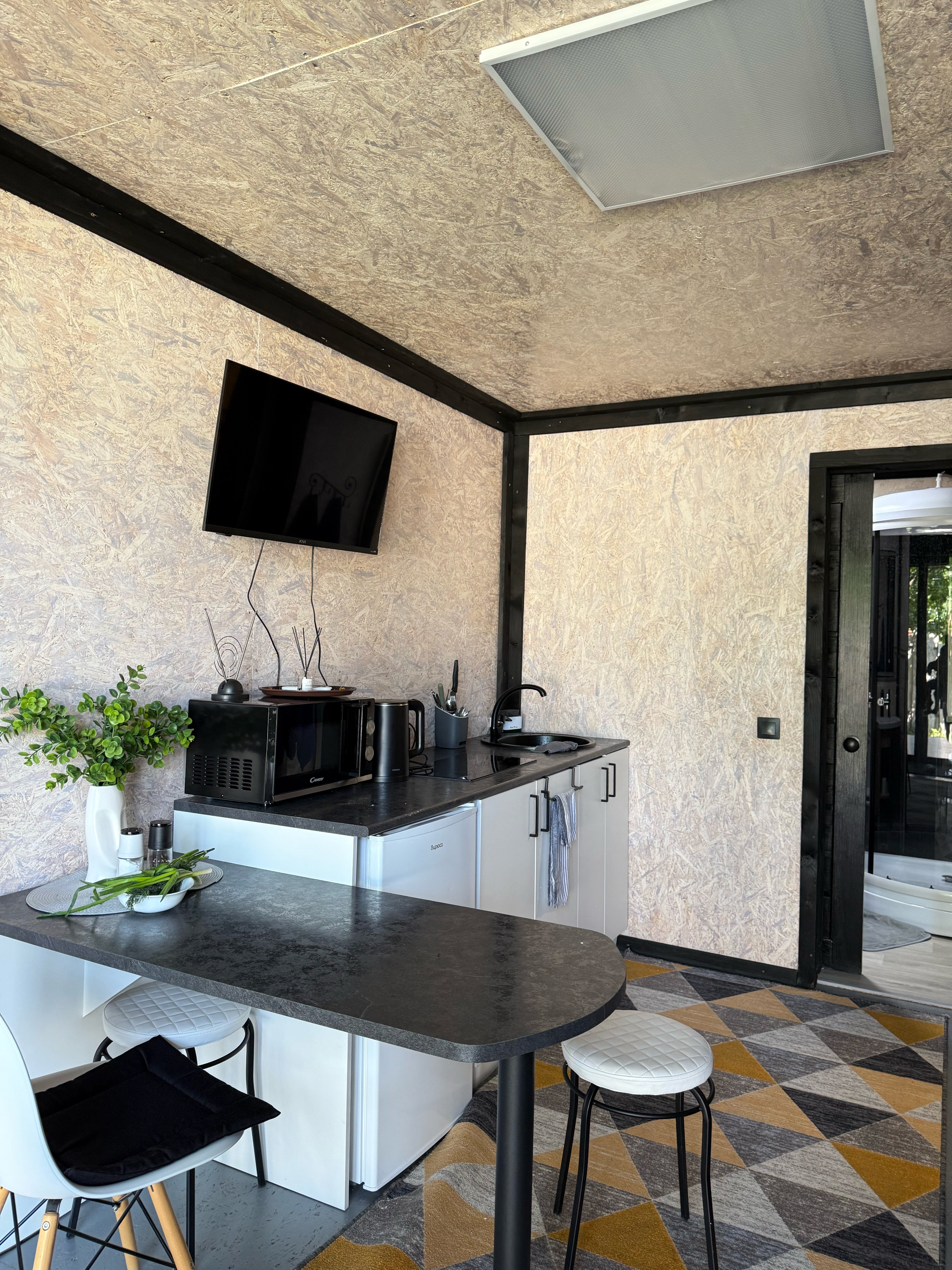 Фото White dragon