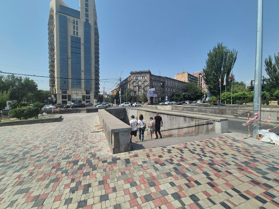 Phone repair Fox mobile, Yerevan, photo