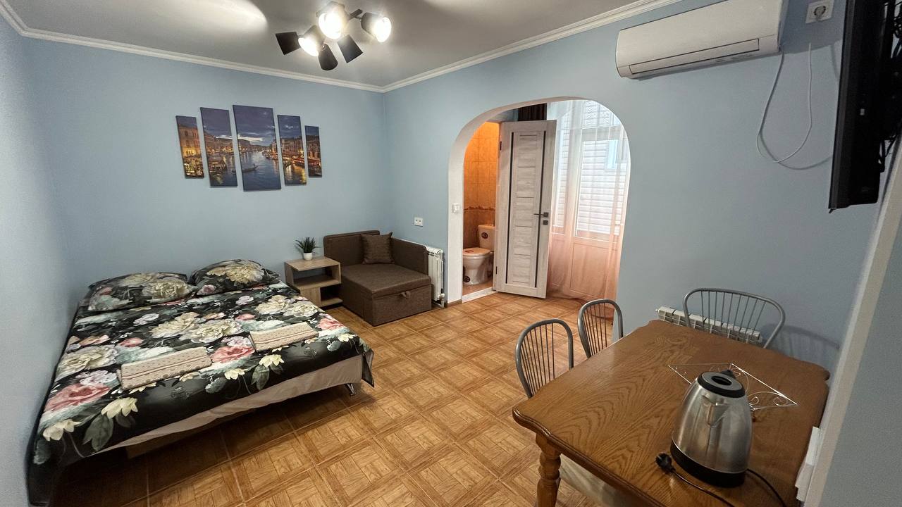 Фото Лазуриус