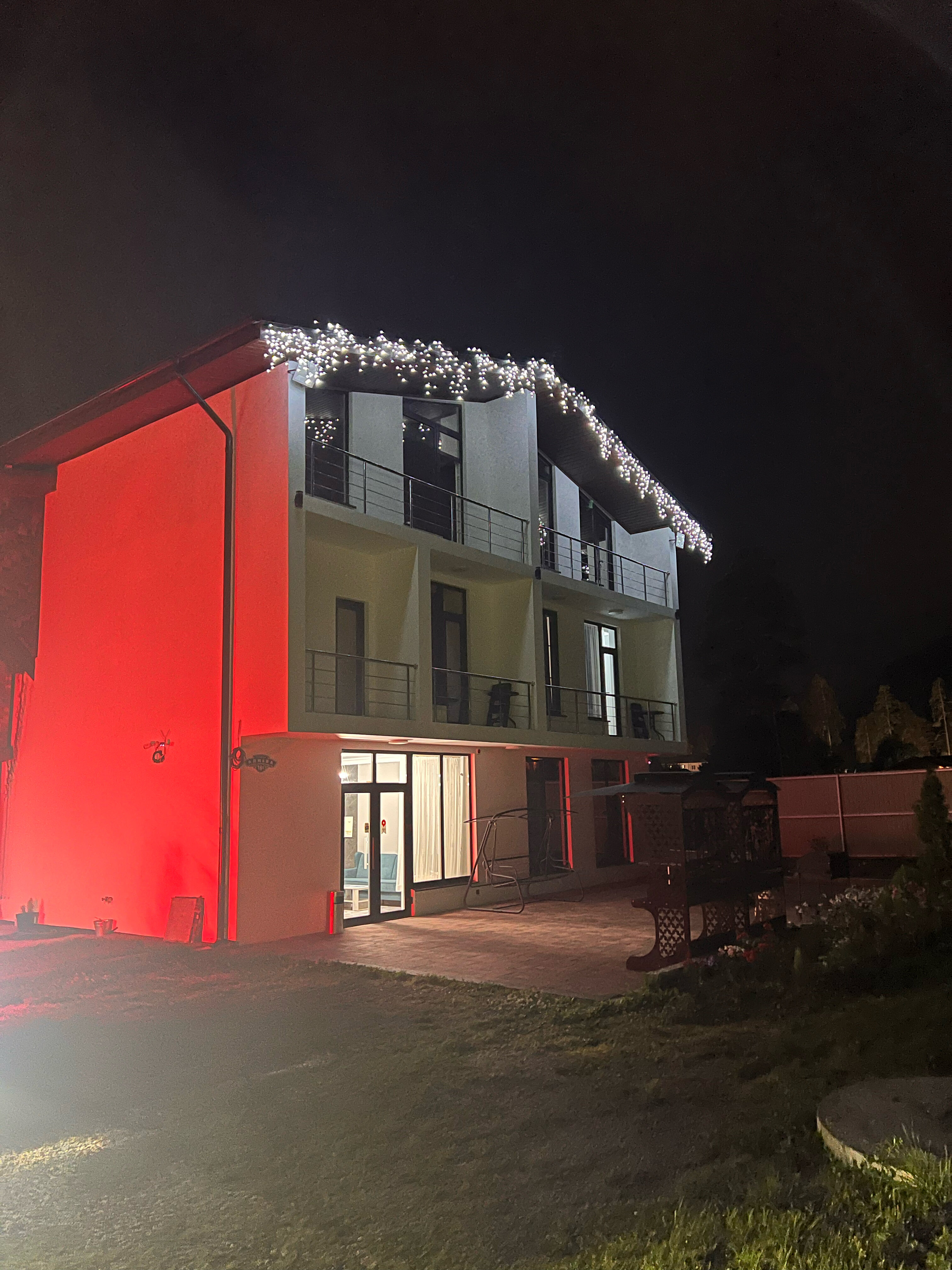 Фото Дариос