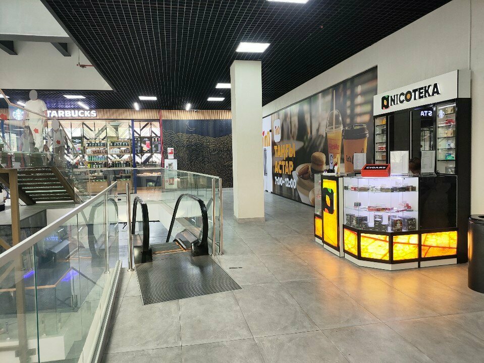Tobacco and smoking accessories shop Nicoteka, Almaty, photo