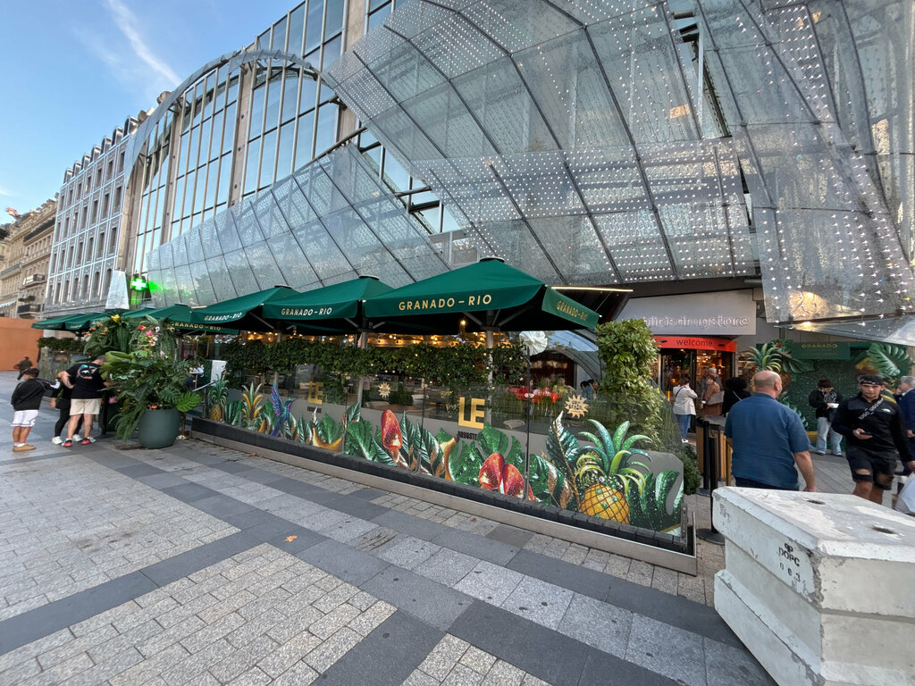 Restaurant Publicis Drugstore, Paris, photo