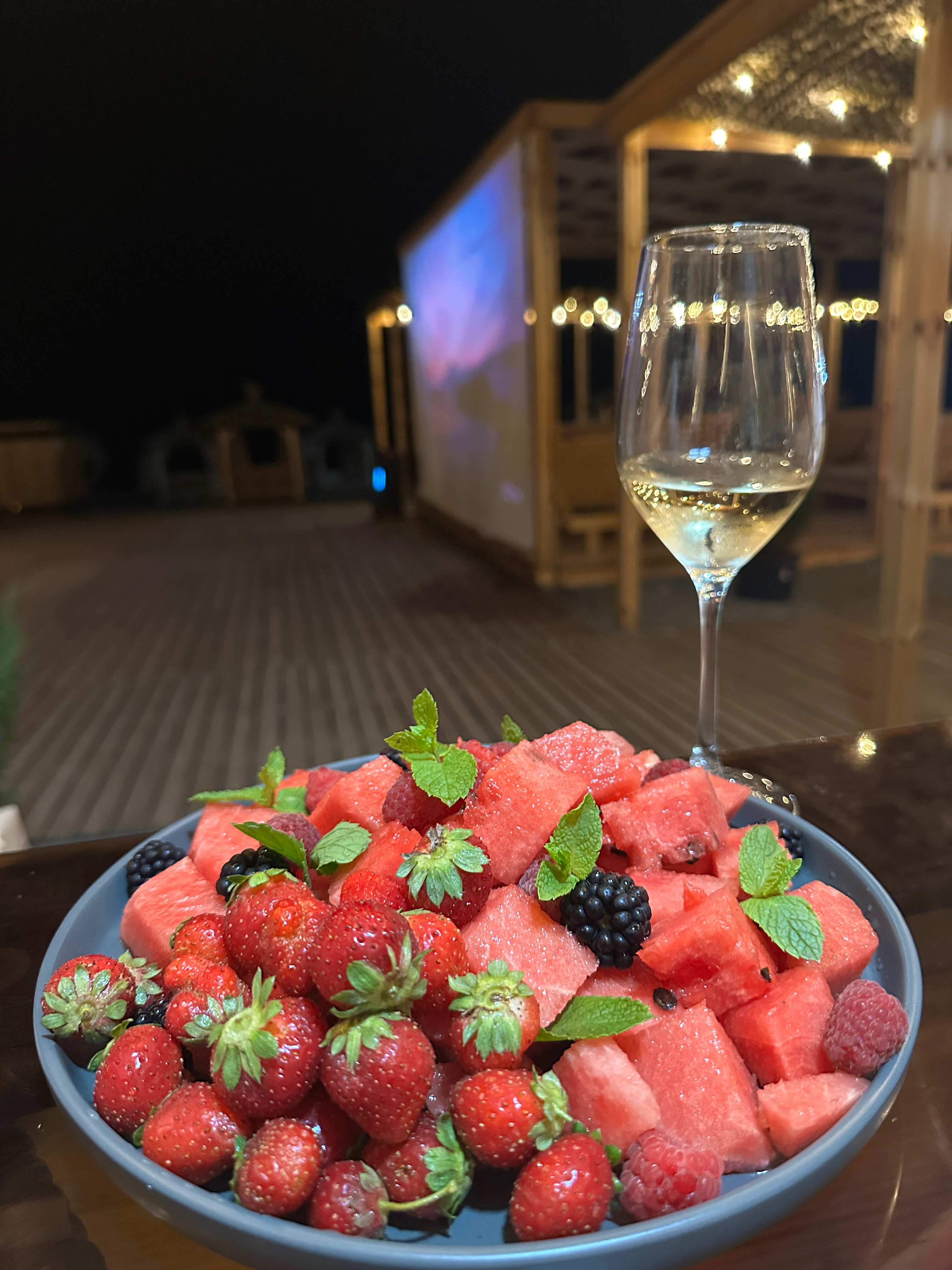 Фото 114138592058