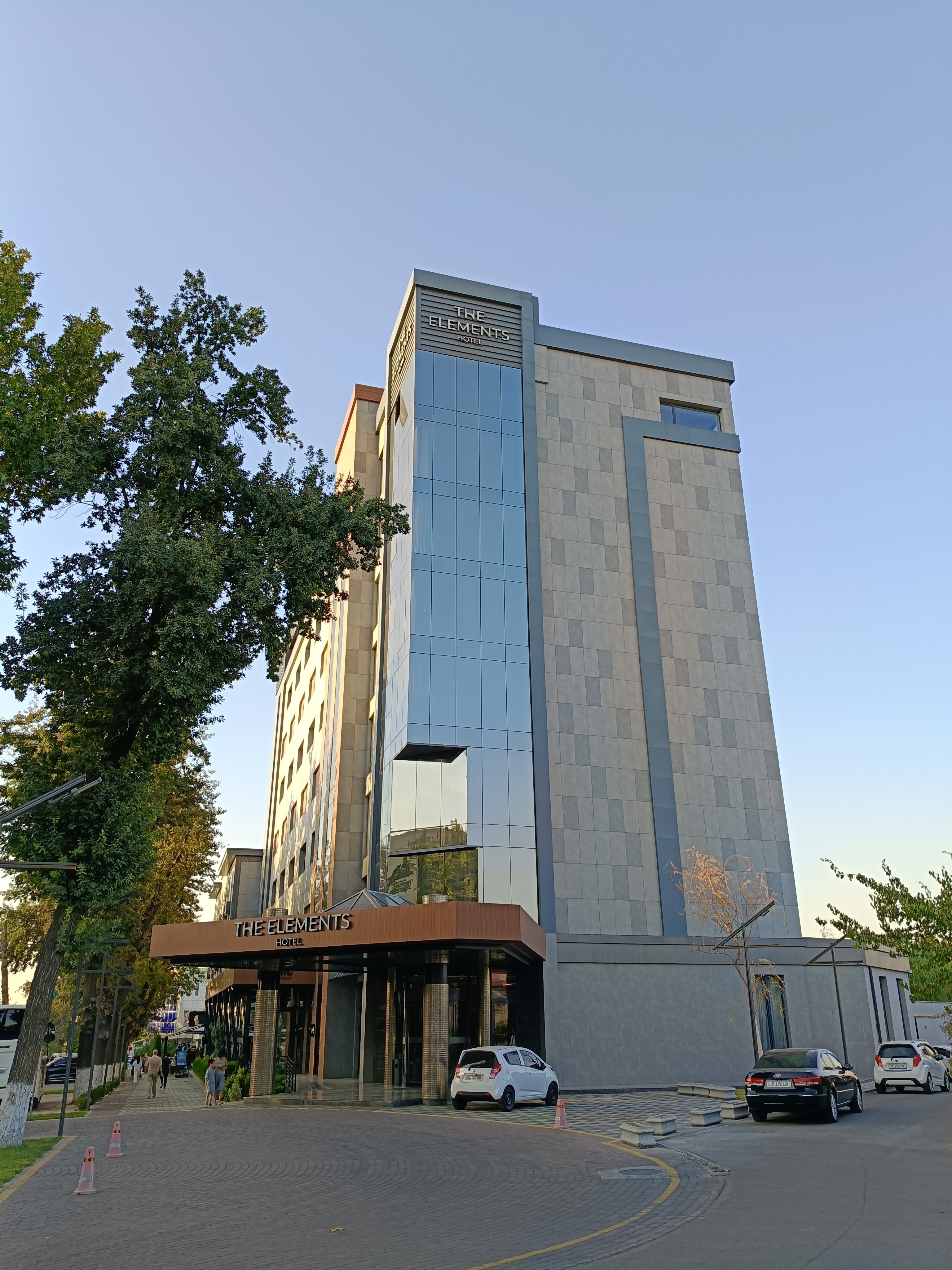 Фото The Elements Hotel