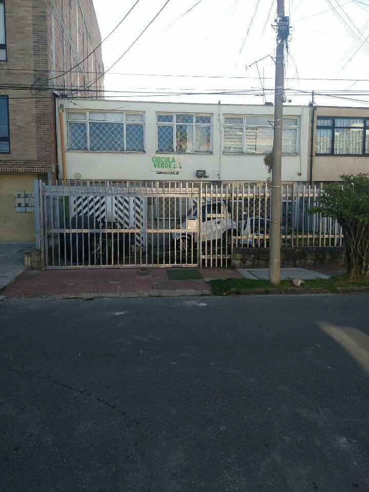 Environmental organization Circula verde, Bogota, photo