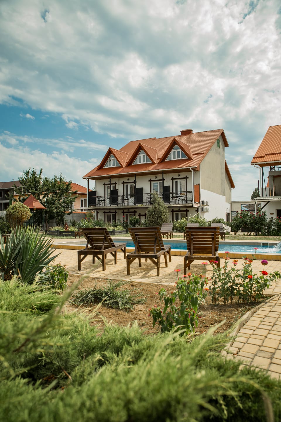 Фото отеля 2