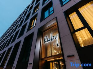 Гостиница Ruby Louise Hotel Frankfurt