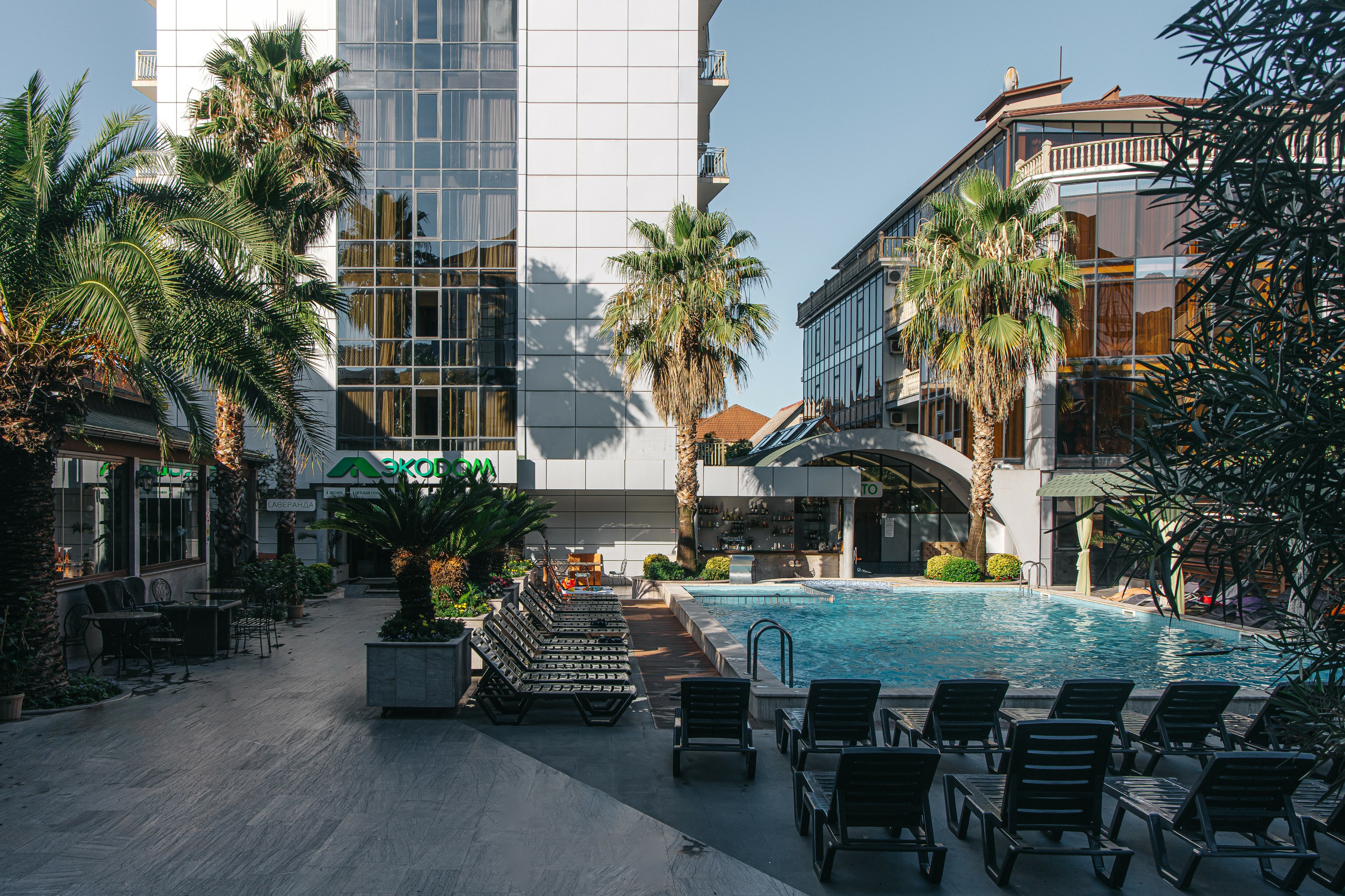 Фото отеля 1