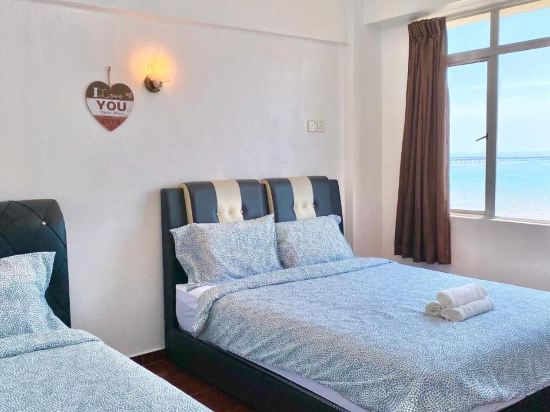 Фото Maison Seaview Suites Port Dickson