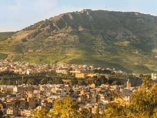 Фото Hotel Sahrai