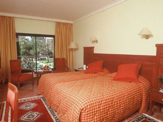 Фото Kenzi Rose Garden