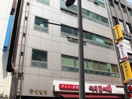 Фото 24 Guesthouse Myeongdong Avenue