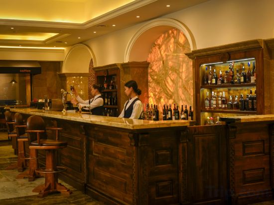 Фото Ulaanbaatar Hotel