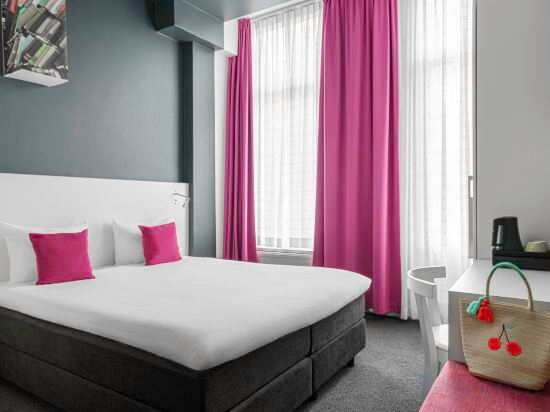 Фото Ibis Styles Amsterdam Amstel Hotel
