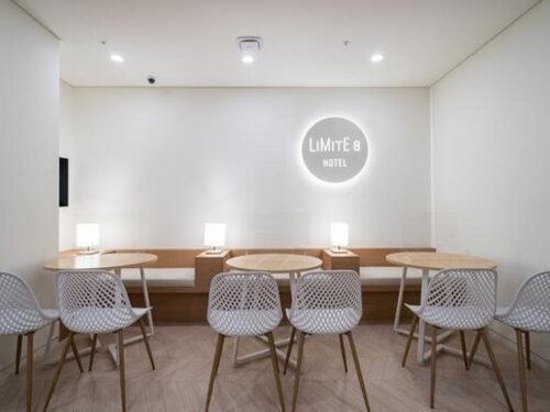 Гостиница Ilsan Lafesta Limit8 Hostel в Кояне