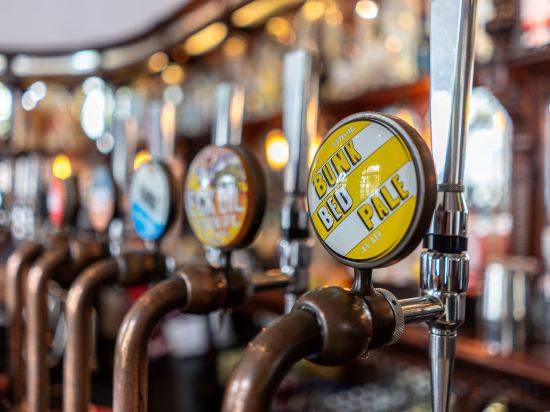 Фото White Ferry House Victoria PubLove