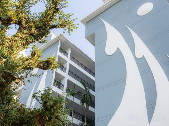 Фото Bay Beach Resort Jomtien