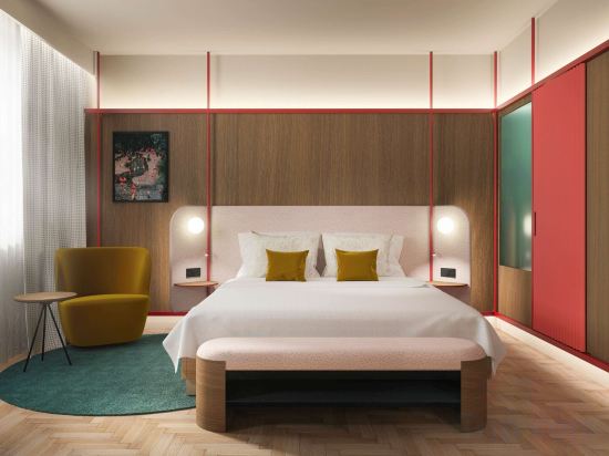 Фото Novotel Madrid Puente de La Paz