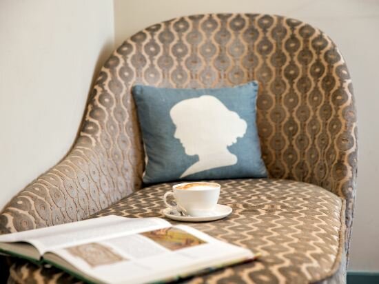 Фото Morton Hotel