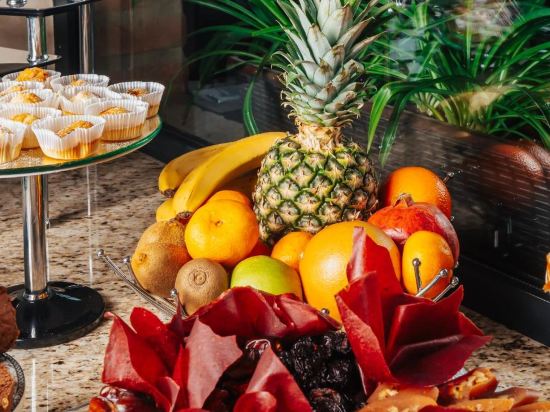 Фото Tbilisi Laerton Hotel