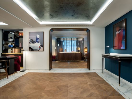 Фото Neues Schloss Privat Hotel Zurich, Autograph Collection