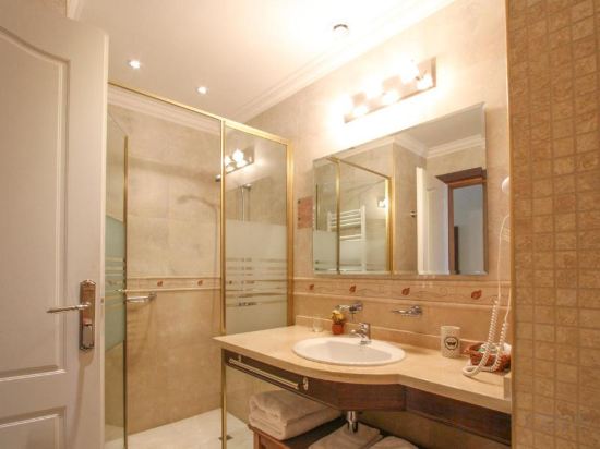 Фото Chalten Suites Hotel