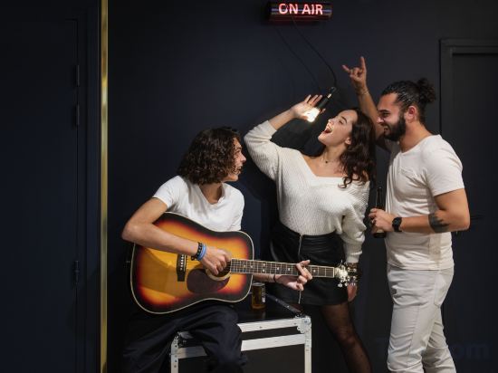 Фото Ibis Styles Paris Opéra Lafayette