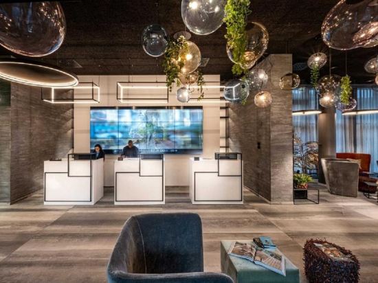 Фото J44 Lifestyle hotel