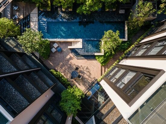 Фото Gardina Asoke Hotel & Residence