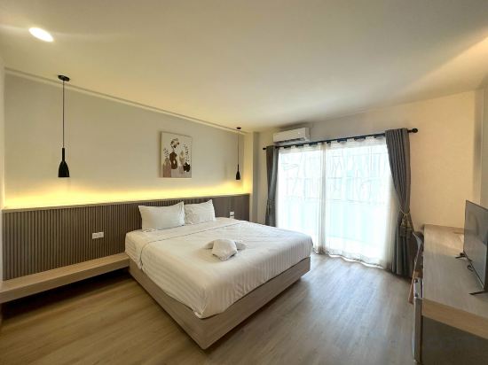 Фото Bhundaree Richy