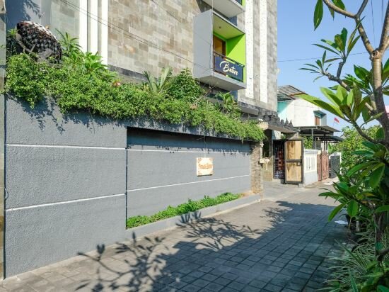 Фото RedDoorz @ Kerta Dalem Sidakarya